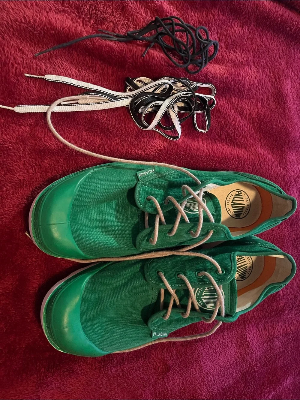 Palladium Green Canvas Low-Top Sneakers with Beige Laces sz12 men’s